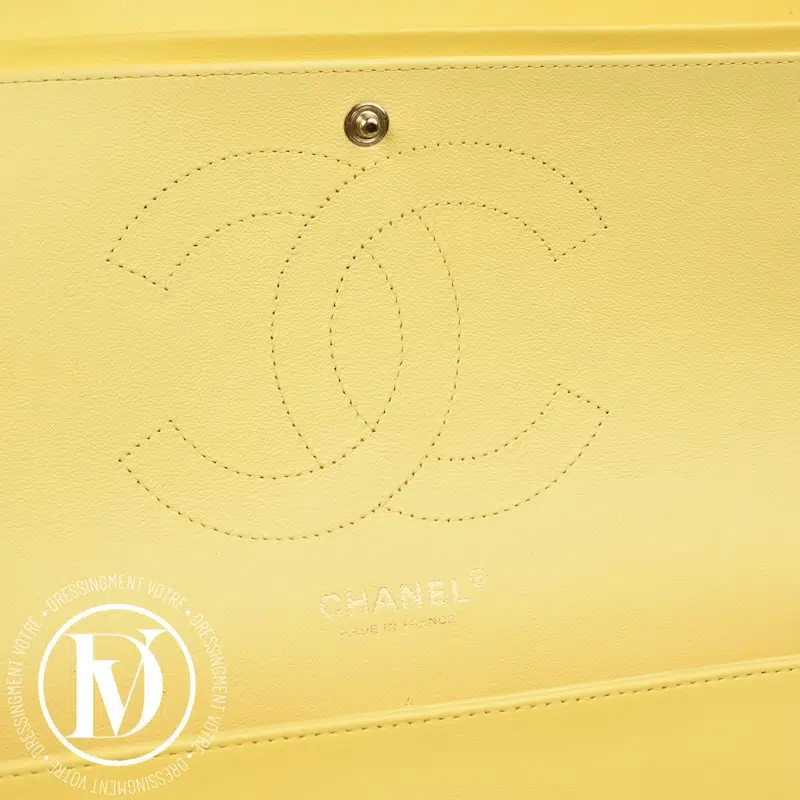Sac Timeless Jumbo en cuir jaune - Chanel Sac Timeless Jumbo en cuir jaune - Chanel – Image 8