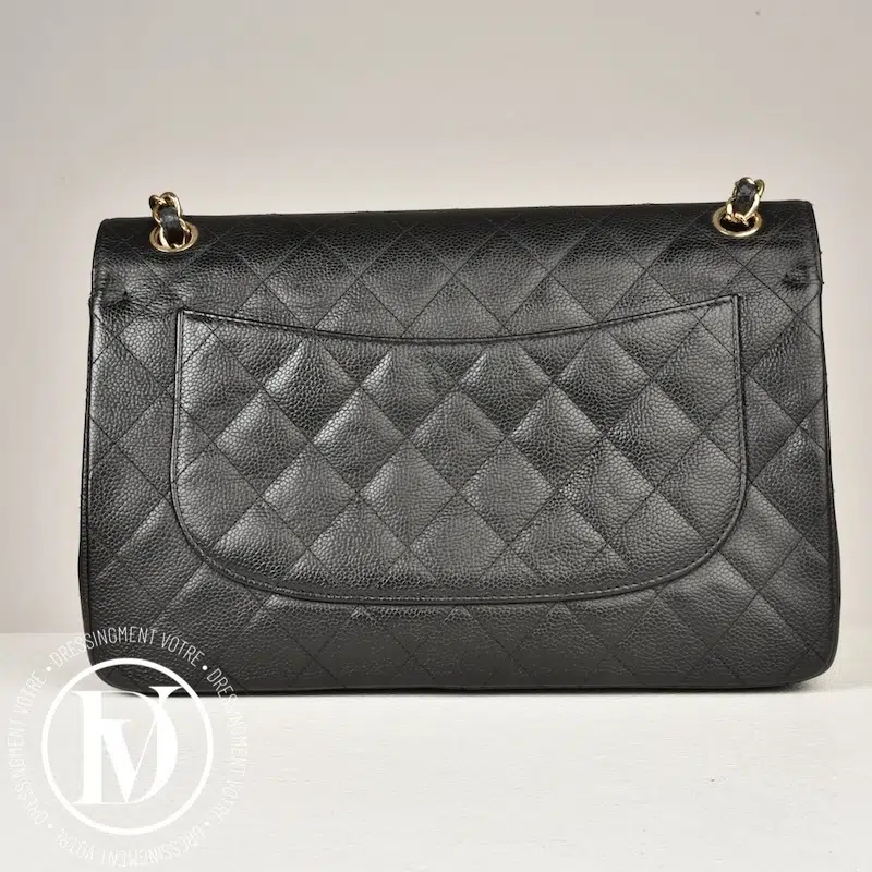 Sac Timeless Jumbo en cuir caviar noir - Chanel Sac Timeless Jumbo en cuir caviar noir - Chanel – Image 3
