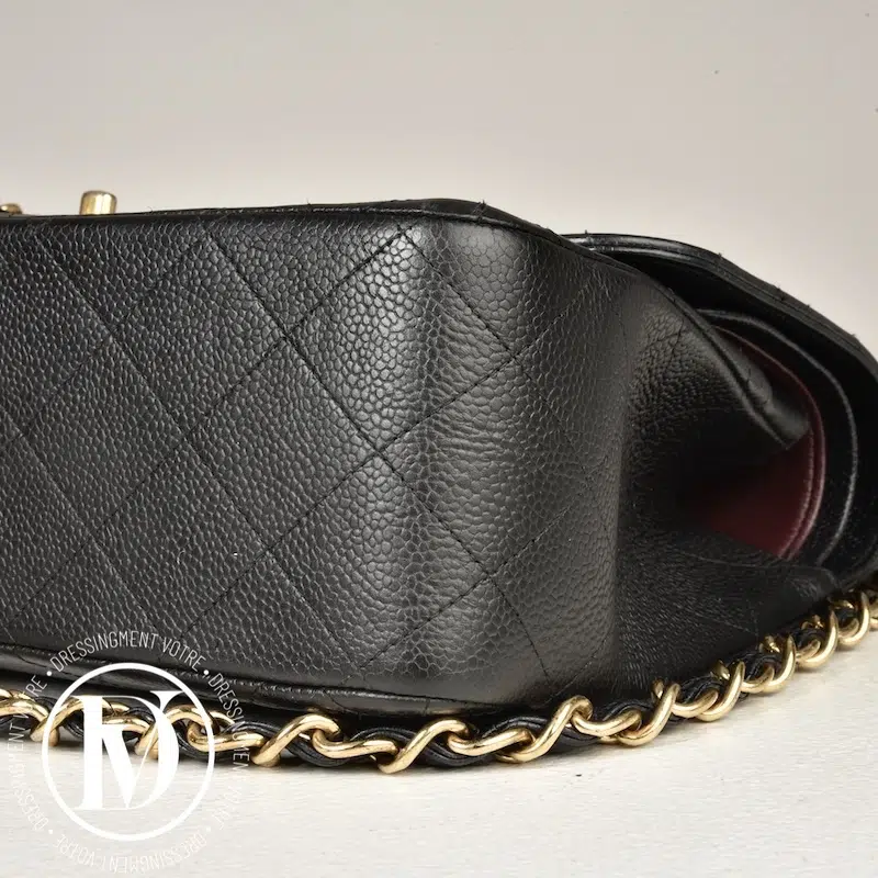 Sac Timeless Jumbo en cuir caviar noir - Chanel Sac Timeless Jumbo en cuir caviar noir - Chanel – Image 6