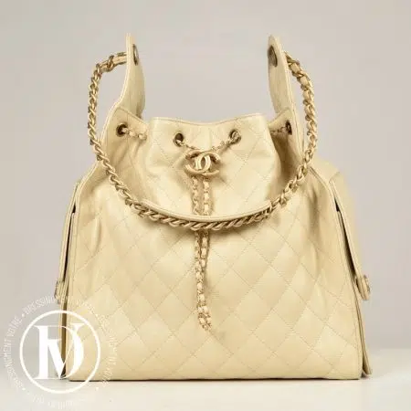Sac Chanel 25 médium cuir caviar beige - Chanel