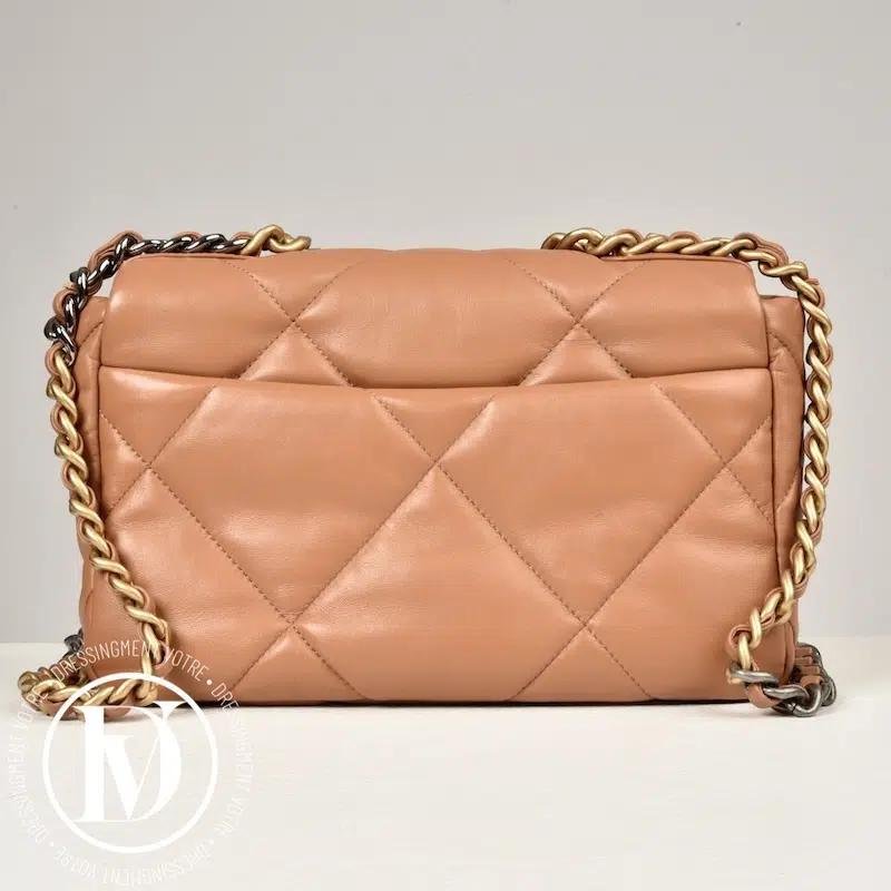 Sac Chanel 19 médium en cuir camel - Chanel Sac Chanel 19 médium en cuir camel - Chanel – Image 3