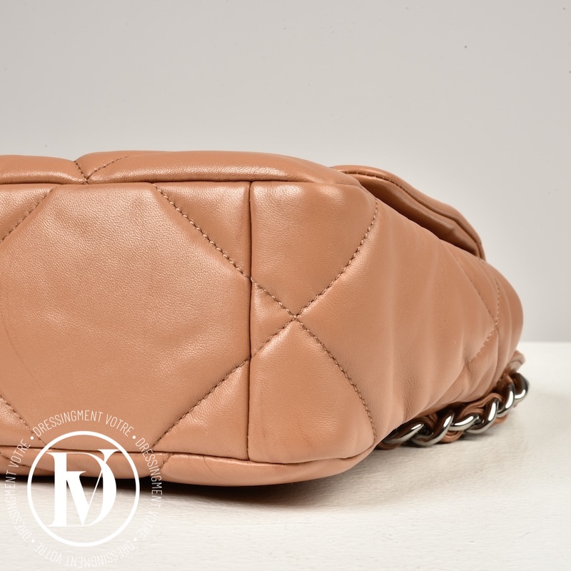 Sac Chanel 19 médium en cuir camel - Chanel Sac Chanel 19 médium en cuir camel - Chanel – Image 6