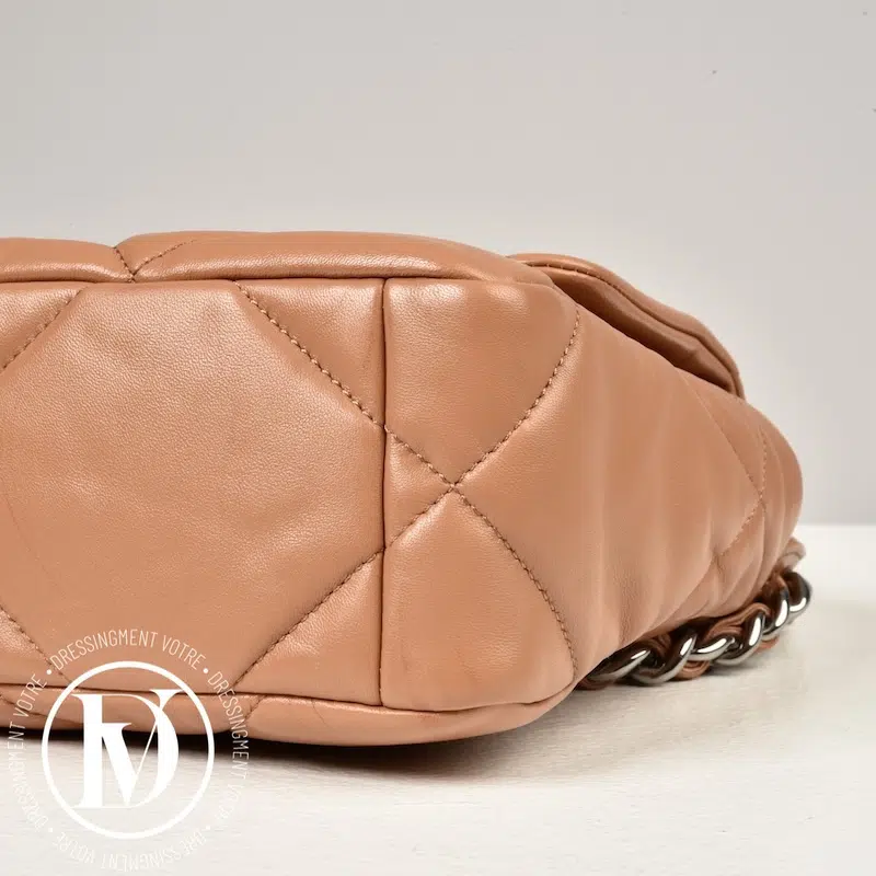 Sac Chanel 19 médium en cuir camel - Chanel Sac Chanel 19 médium en cuir camel - Chanel – Image 6
