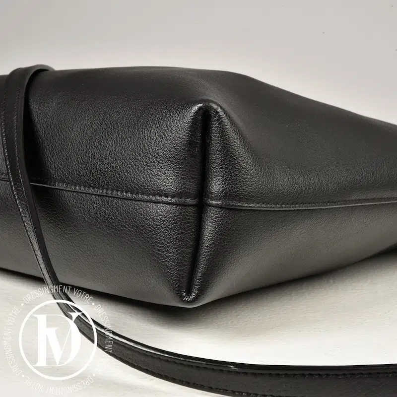 Sac Toy Shopping en cuir noir - Saint Laurent Sac Toy Shopping en cuir noir - Saint Laurent – Image 8