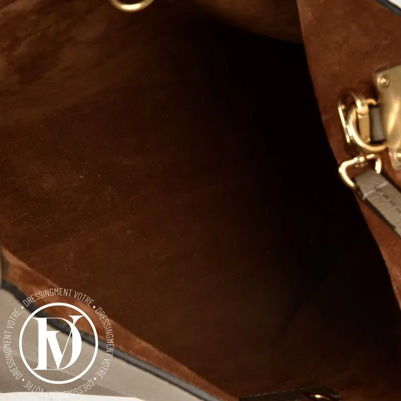 Sac Hobo PM en cuir smoke - Louis Vuitton Sac Hobo PM en cuir smoke - Louis Vuitton – Image 12