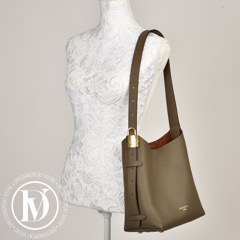 Sac Hobo PM en cuir smoke - Louis Vuitton Sac Hobo PM en cuir smoke - Louis Vuitton – Image 2