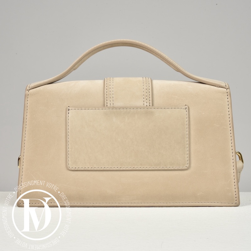 Sac Le Grand Bambino en suède beige - Jacquemus Sac Le Grand Bambino en suède beige - Jacquemus – Image 4