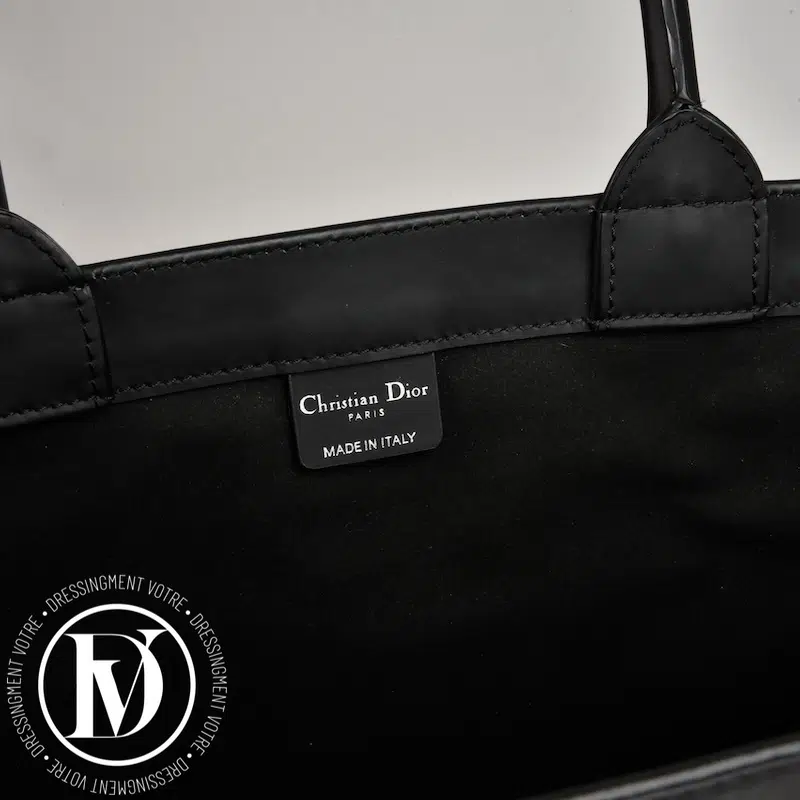 Cabas Book Tote large en cuir Ed.Limitée - Dior Cabas Book Tote large en cuir Ed.Limitée - Dior – Image 7