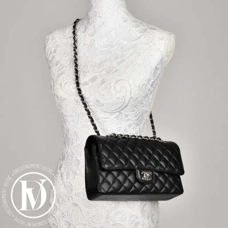 Sac Timeless médium cuir caviar noir - Chanel Sac Timeless médium cuir caviar noir - Chanel – Image 3