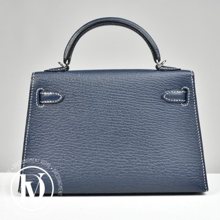 Accueil site seconde main de luxe,friperie de luxe,marque de luxe pas cher,seconde main vetement de luxe,friperie haut de gamme en ligne Accueil Dressingment Votre